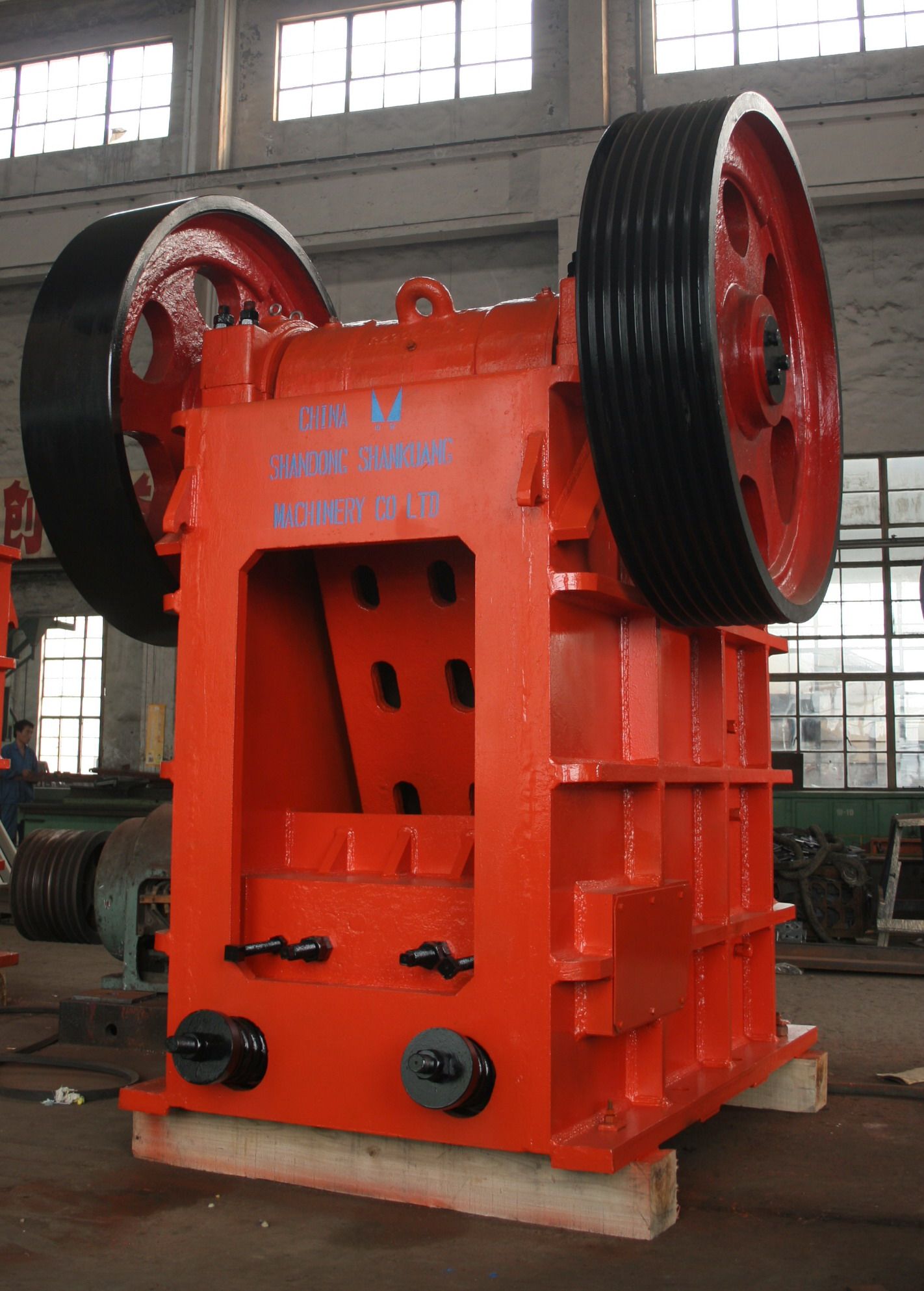 Щековая дробилка 750×1060 mm